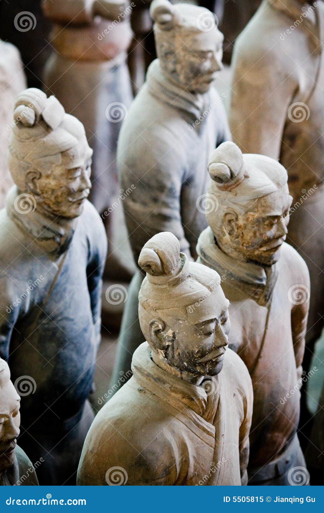 terra cotta warriors of qin