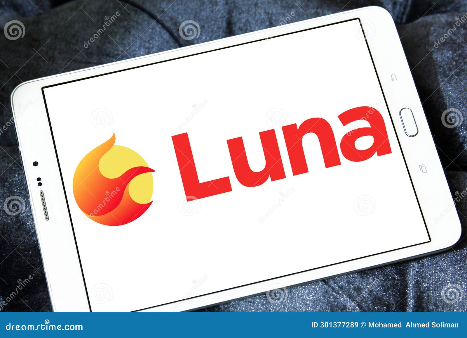 Terra Luna Logo Cryptocurrency Editorial Stock Image - Image of currency,  crypto: 301377289