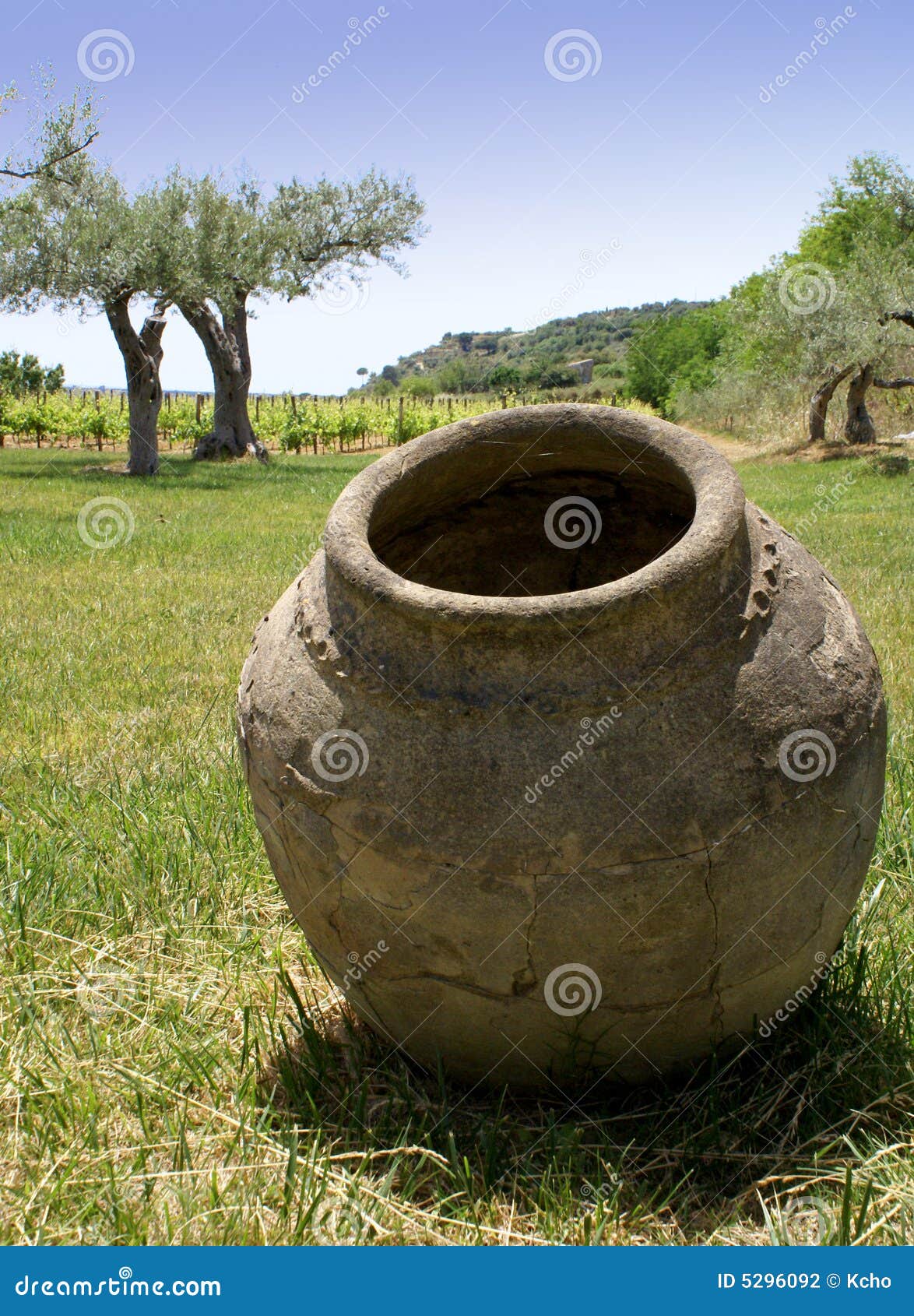 terracotta jar
