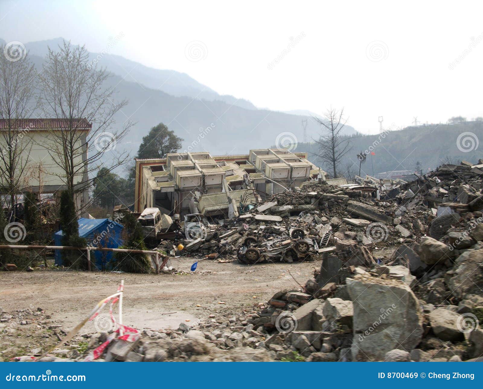 Le costruzioni in Sichuan, Cina sono sprofondato dopo il terremoto in 2008.