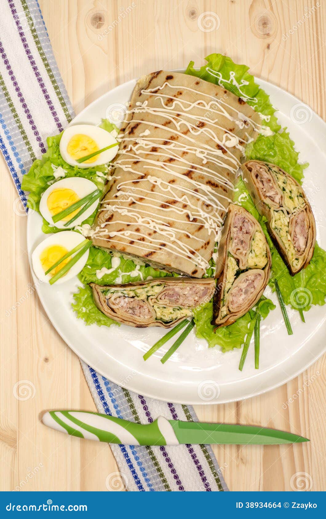 Terrine Met Kip, Kaas En Pannekoeken Stock Foto Image of prei, italiaans 38934664