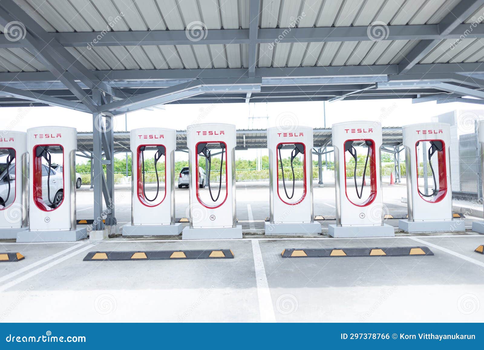 Tesla Supercharger 250 KW Dock Station for High Speed Tesla Brand Ev Car  Batter Charge Open Service in Bangkok,THAILAND, November Editorial Photo -  Image of sustainability, city: 297378766