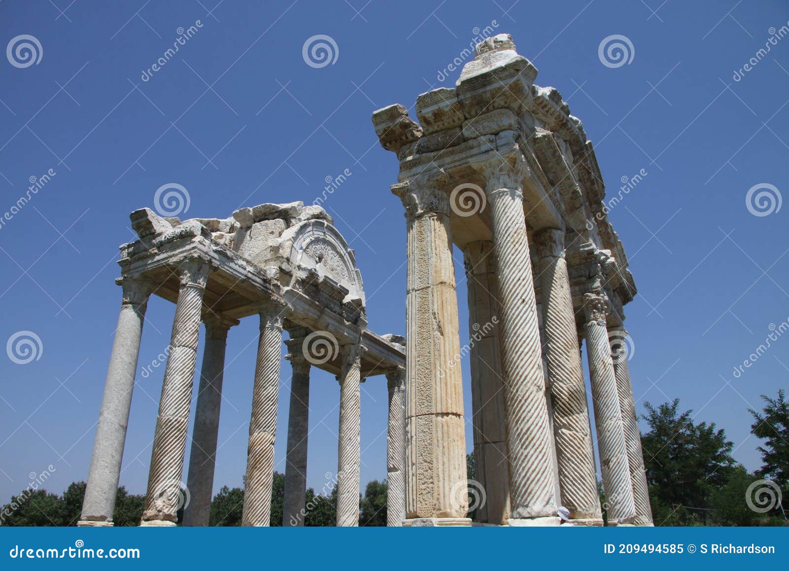 tetrapylon, aphrodisias