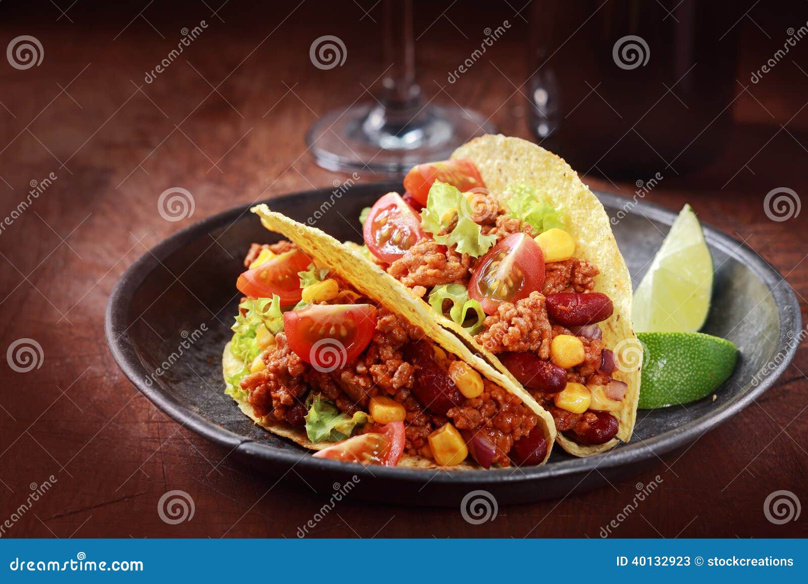 tex-mex cuisine with corn tacos with meat