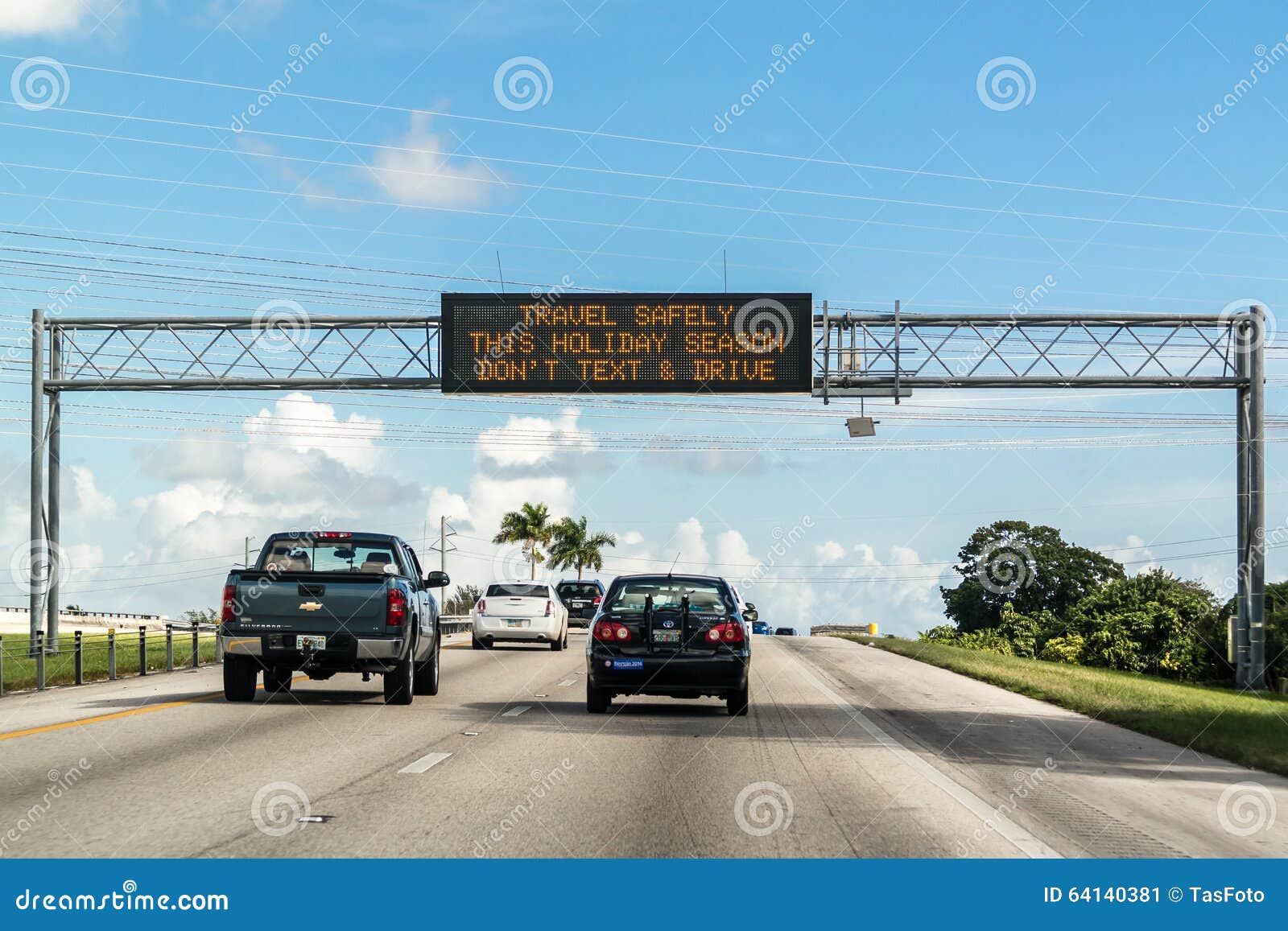 Text and Drive Warning on Electronic Message Board in Florida Editorial