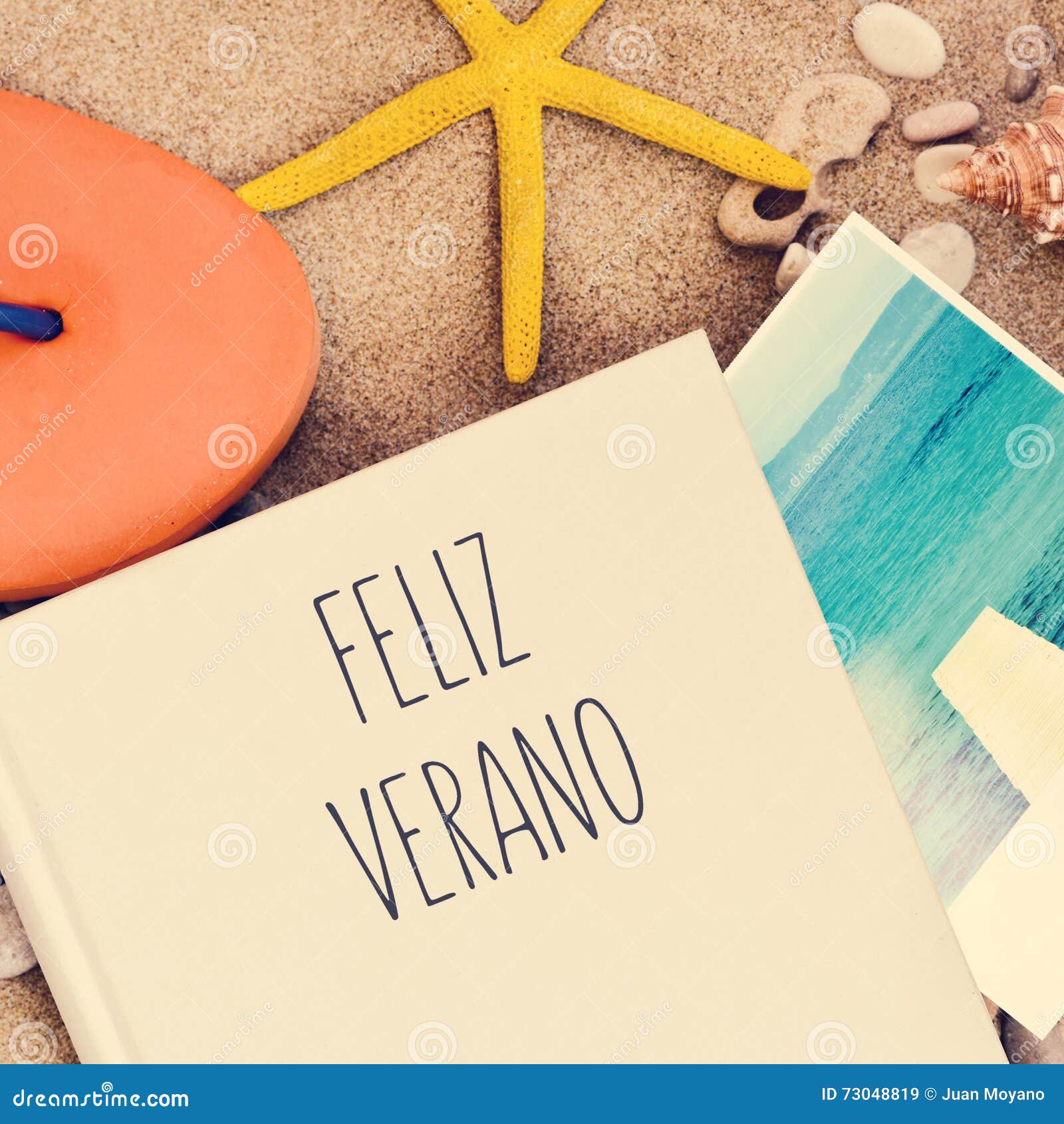 text feliz verano, happy summer in spanish