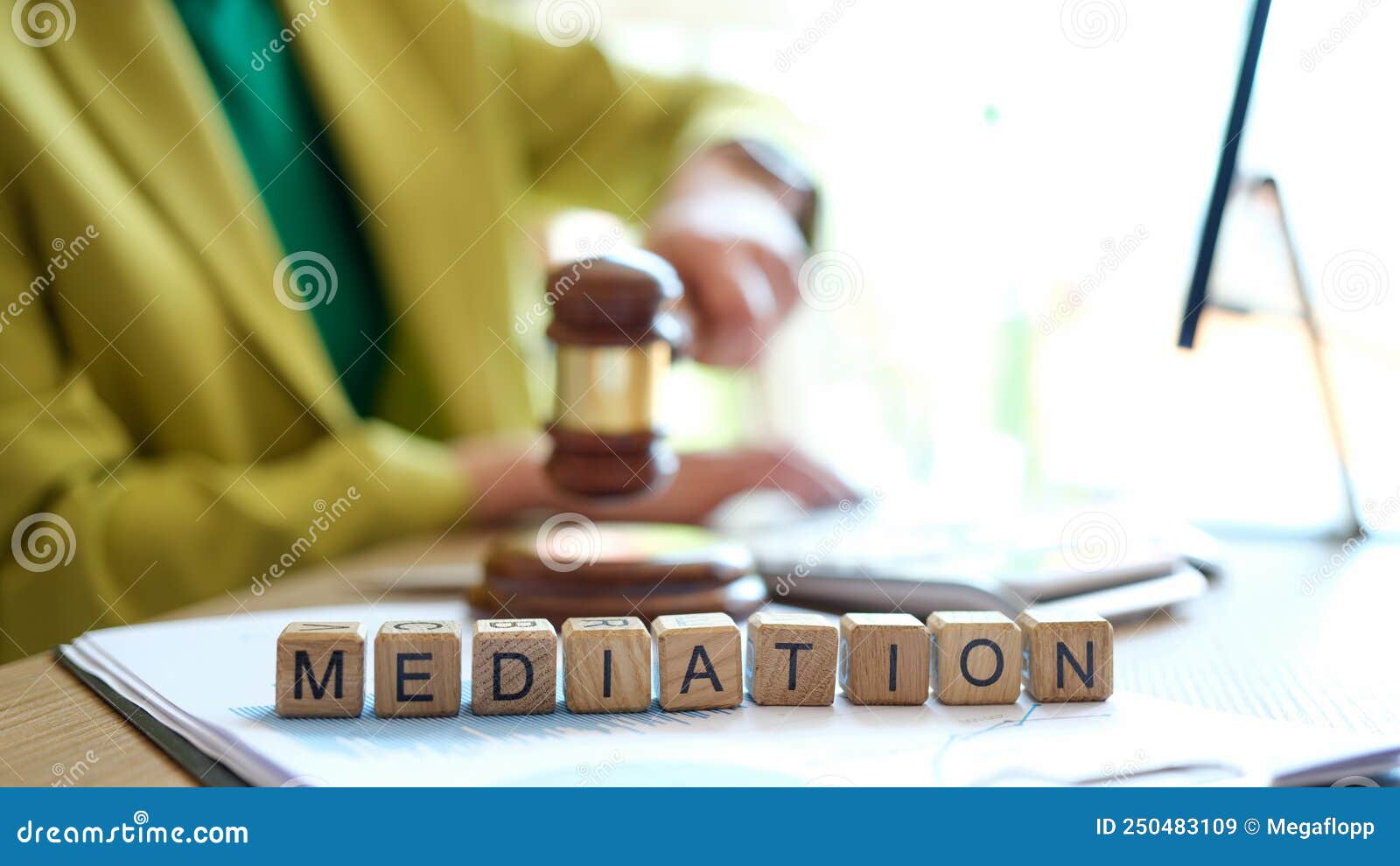 text mediation on cubes in dispute resolution litigation