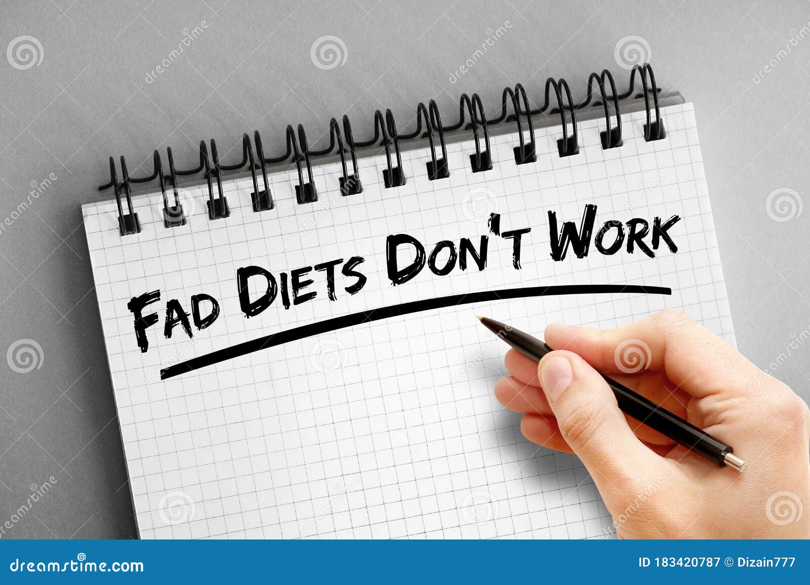 text note - fad diets don`t work, health concept on notepad
