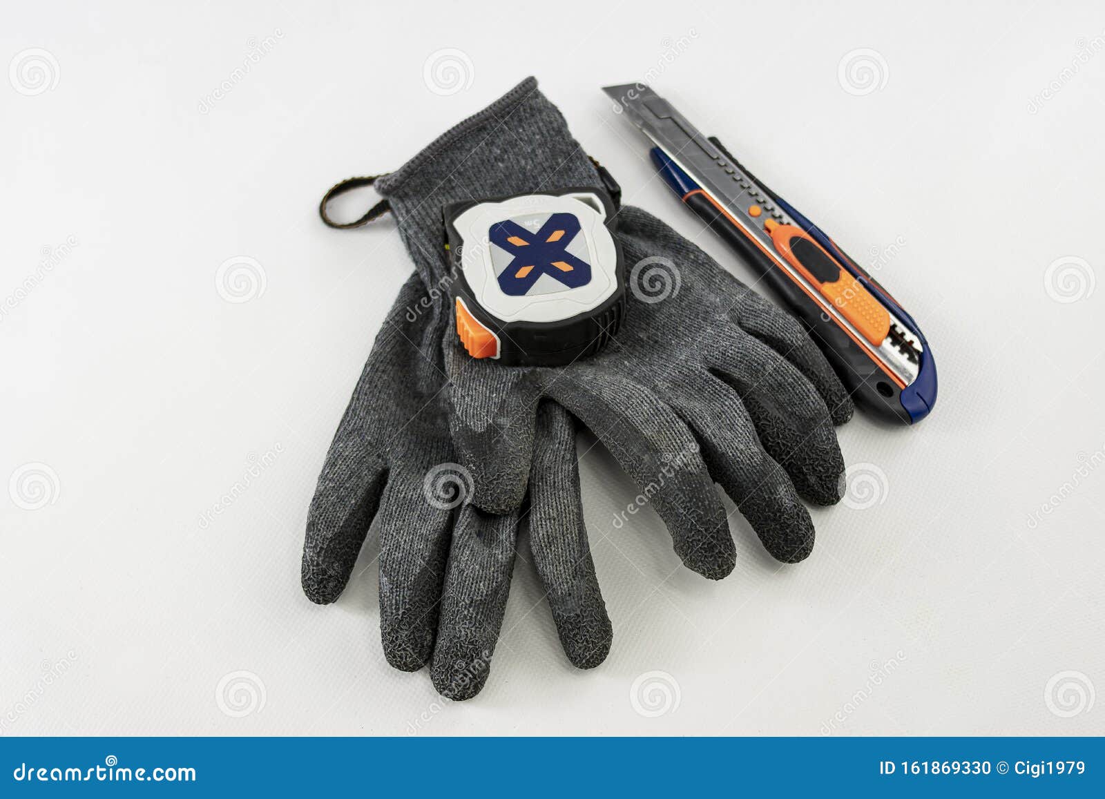 Jeugd Onbemand Woordenlijst Textile Gloves with Rubber or Latex Protection with a Flexible Meter and a  Cutter Stock Photo - Image of cutter, meter: 161869330