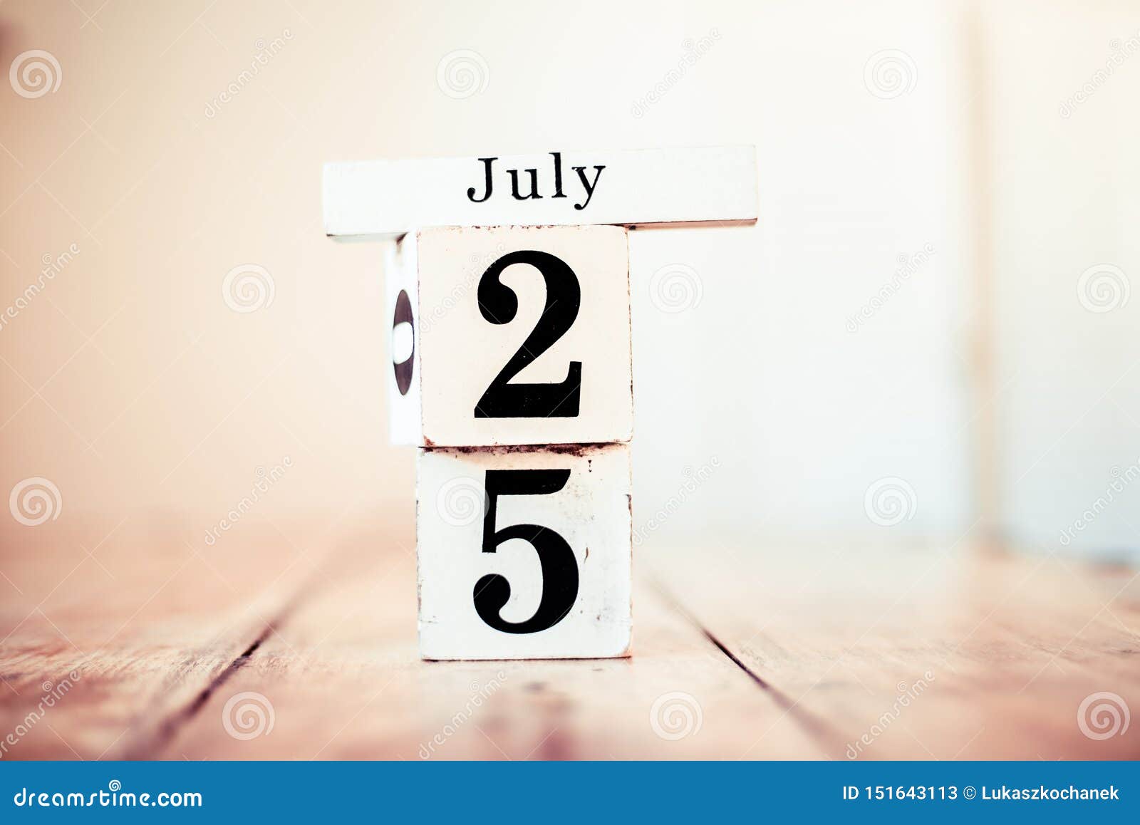 25 07 2023. 25 Июля. 25 July. 25 Июля календарь картинки. Картинки--25-ое.