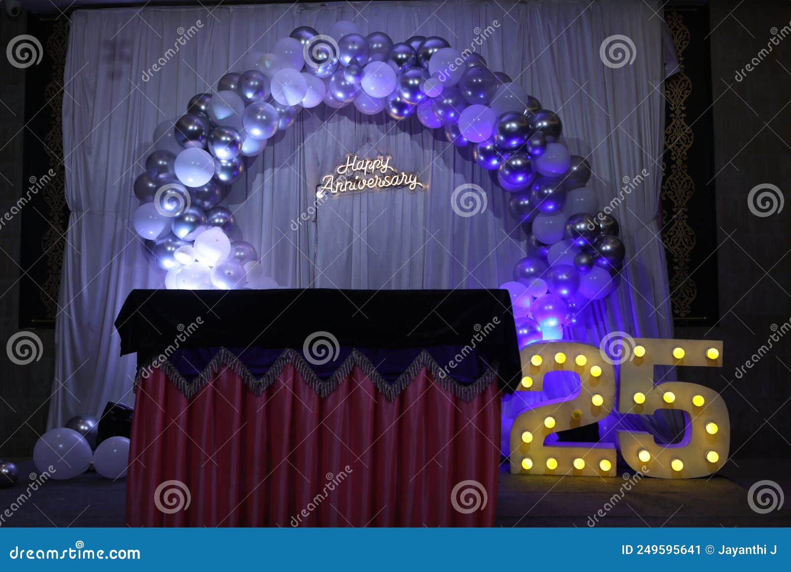 25th Wedding Anniversary Backdrop with Balloon Decoration in the ...