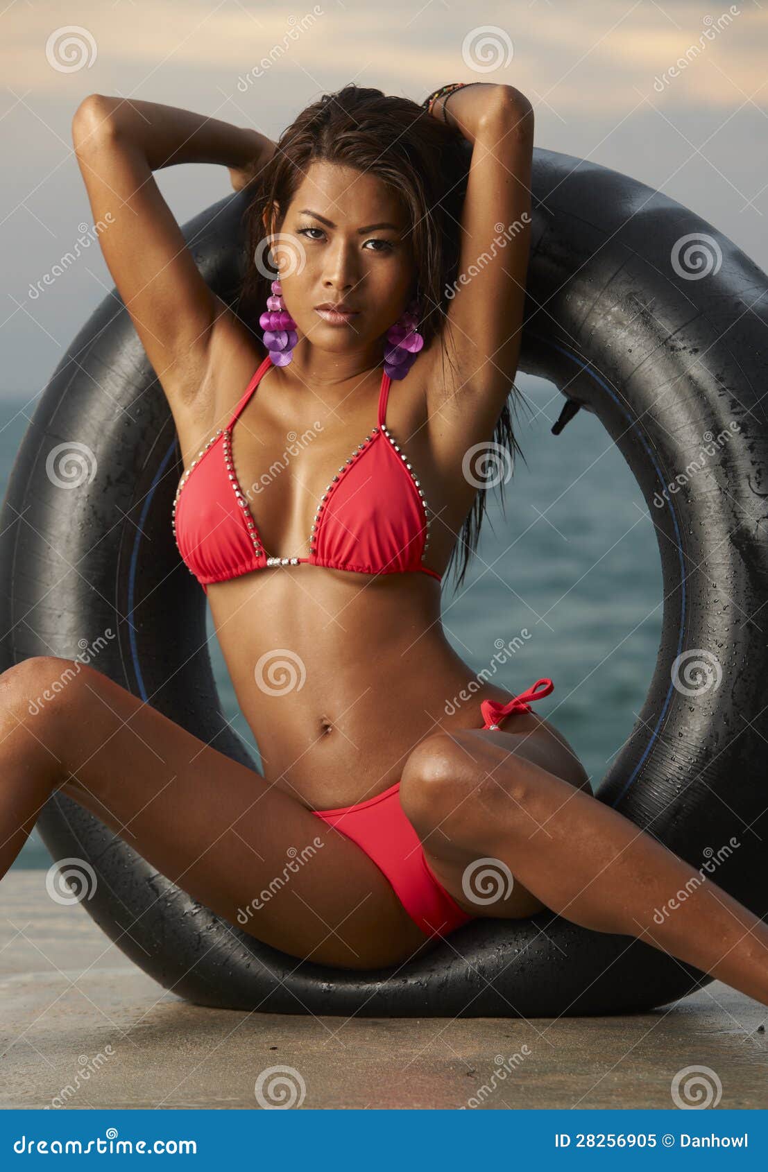 Bikini Model Tube