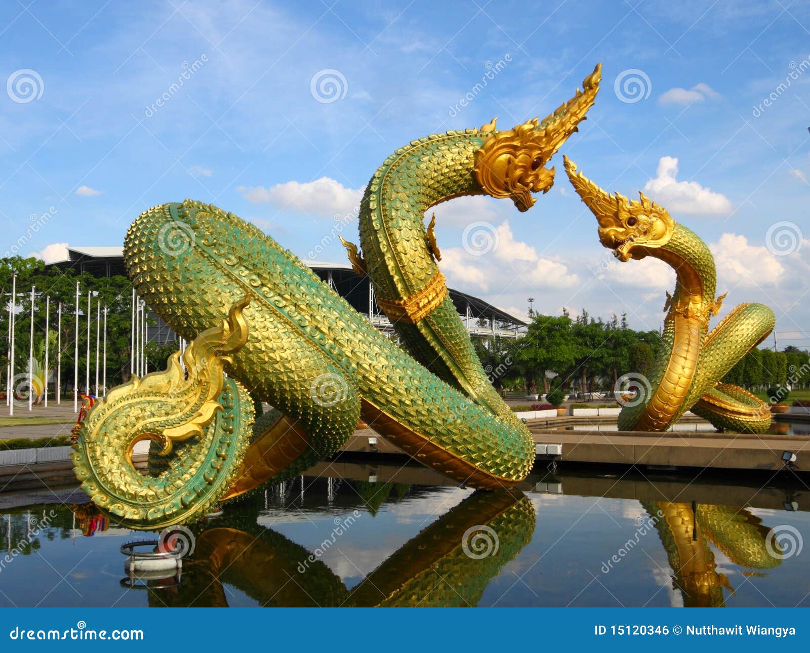 Thai dragon statue stock photo. Image of religion, golden 15120346