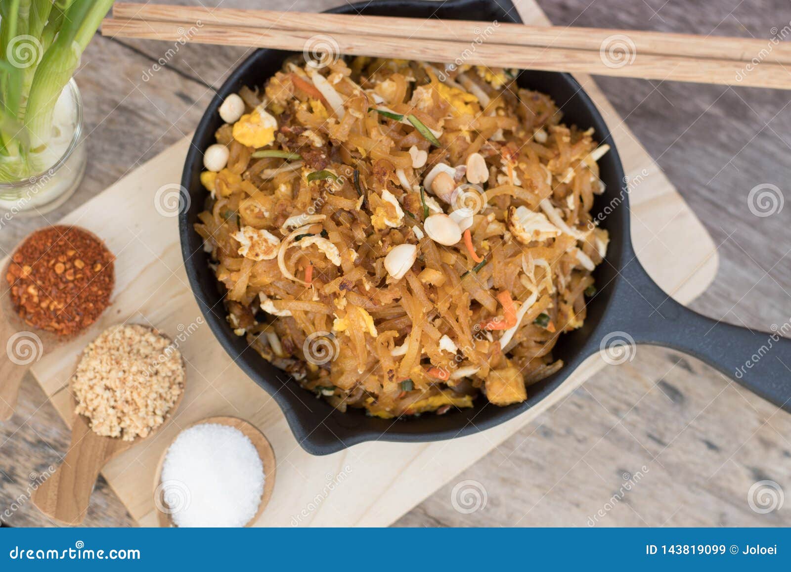 Thai food Pad thai stock image. Image of spoon, cuisine - 143819099