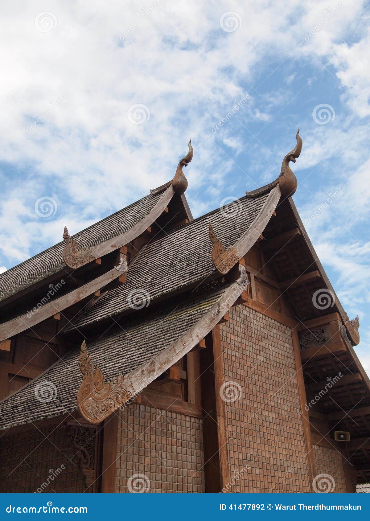 pic Double Gable Roof Detail dreamstime com