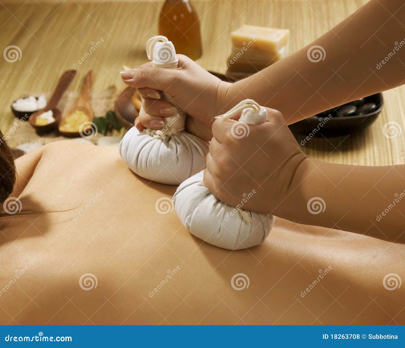 thai massage