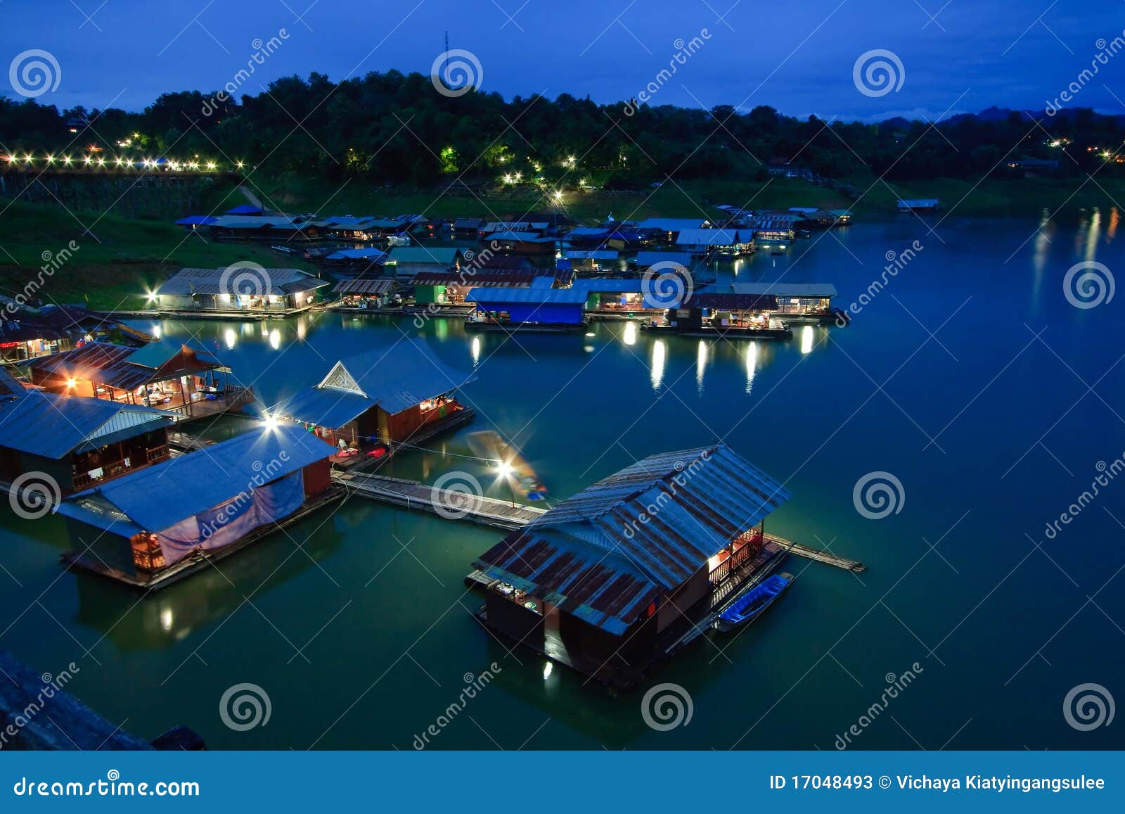 thai mon floating village