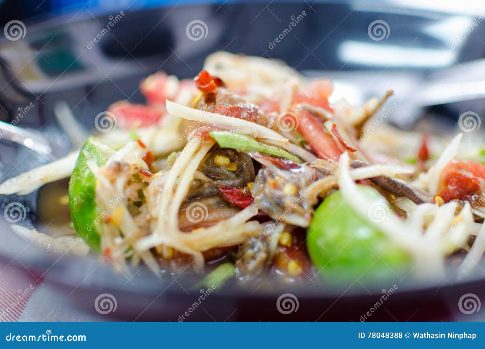 thai noodle soup (kuay tiew)