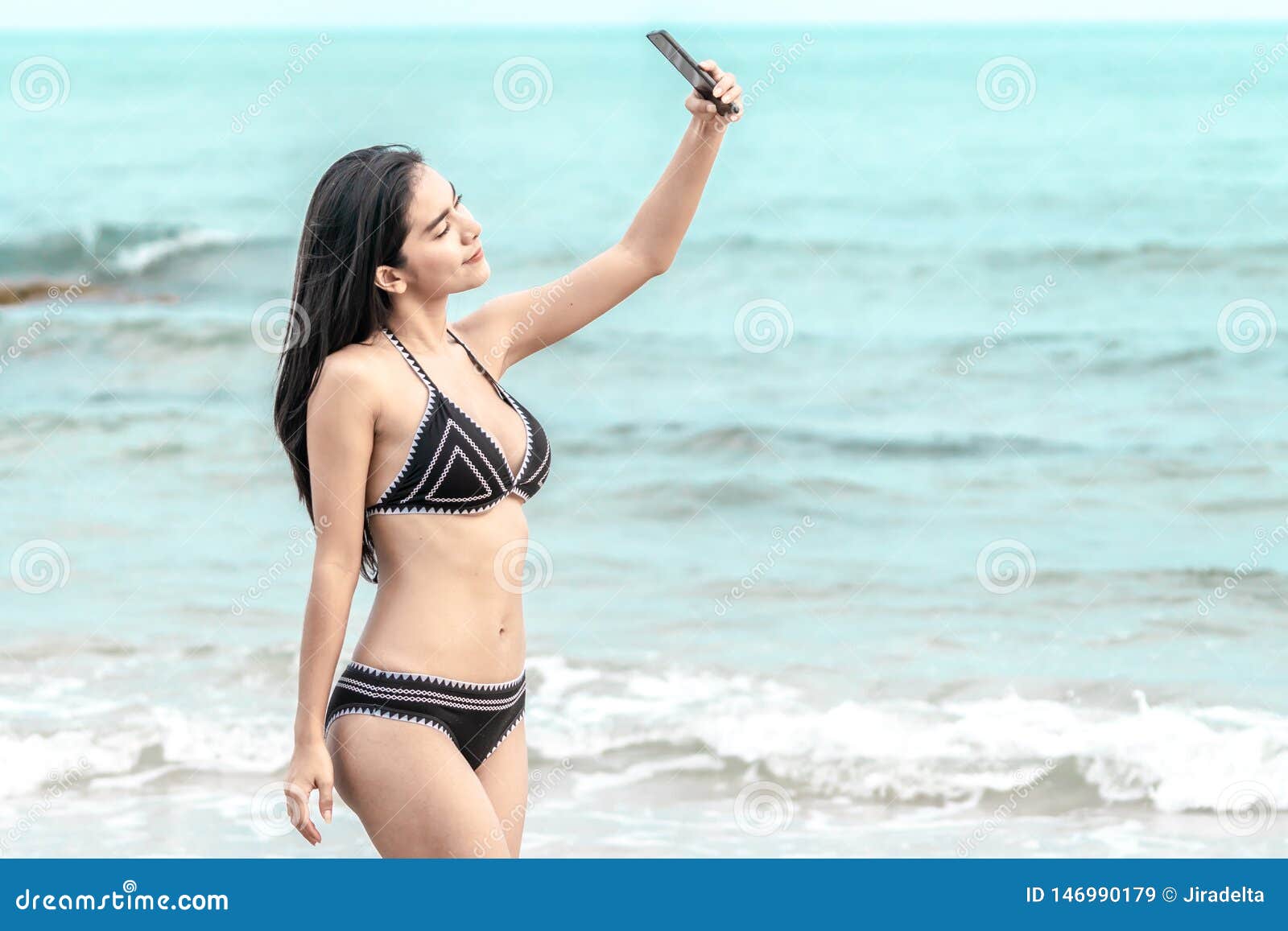 beach tease selfie