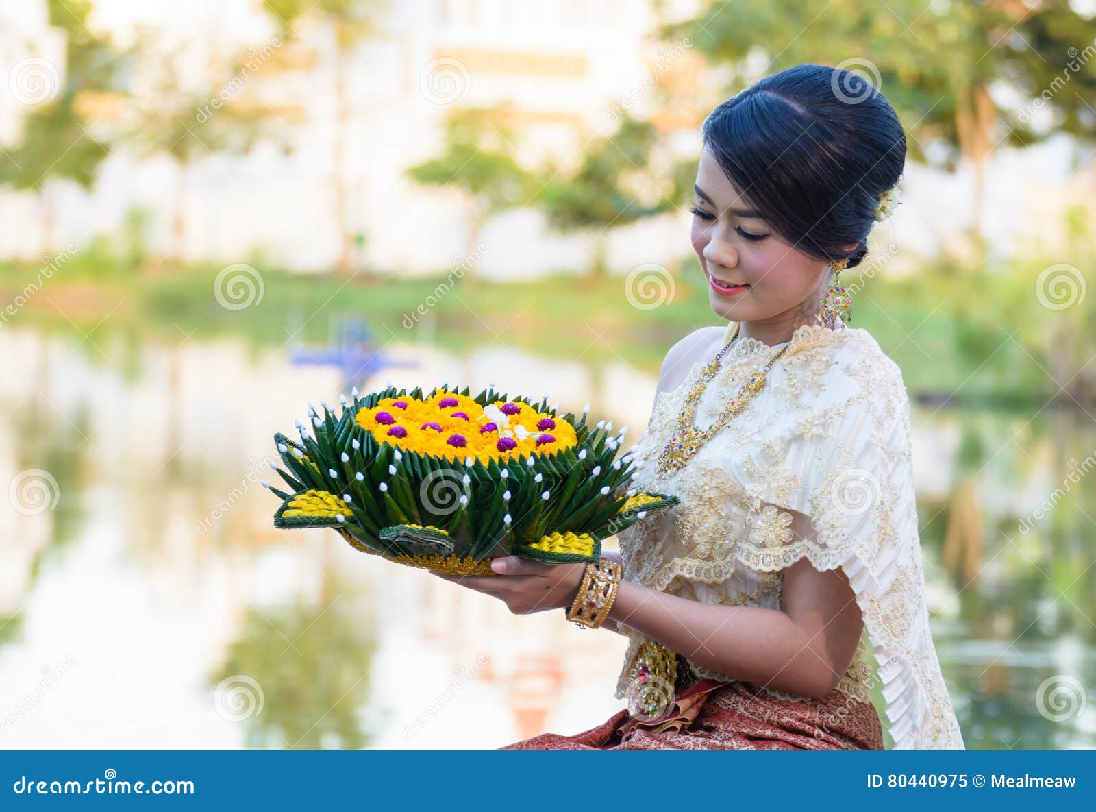 thai woman