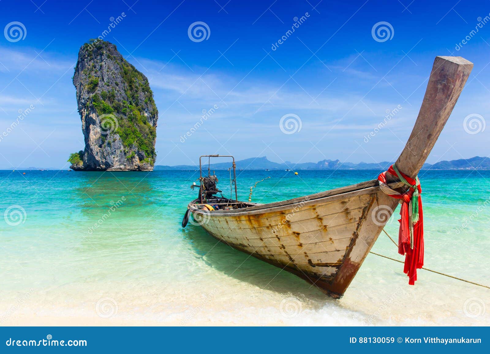Bild auf Leinwand Boot in Phi Phi Insel Thailand LLT 