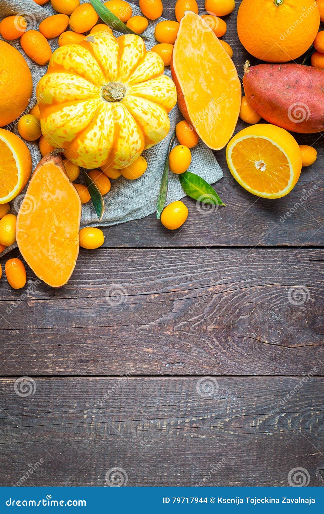 Thanksgiving Autumn Background, Variety Of Orange Fruits And Vegetables ...