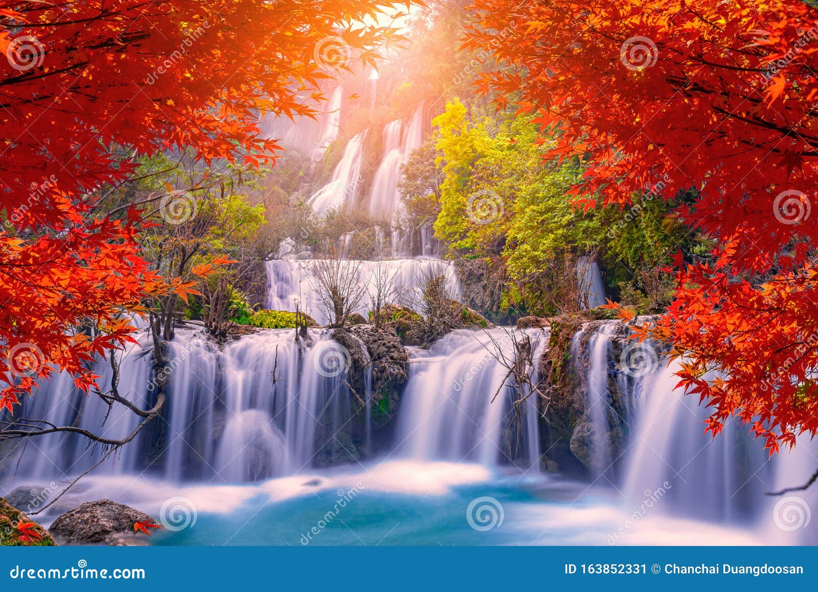 thee lor su waterfall if adding red maple leaves