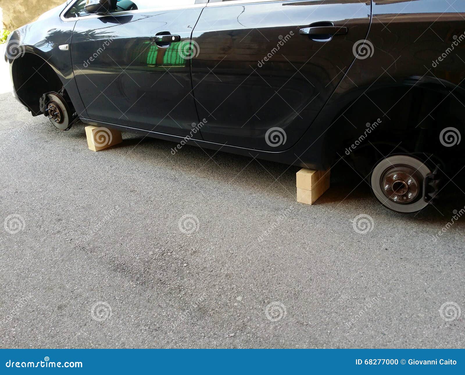 Theft of car tires stock photo. Image of damaged, road 68277000