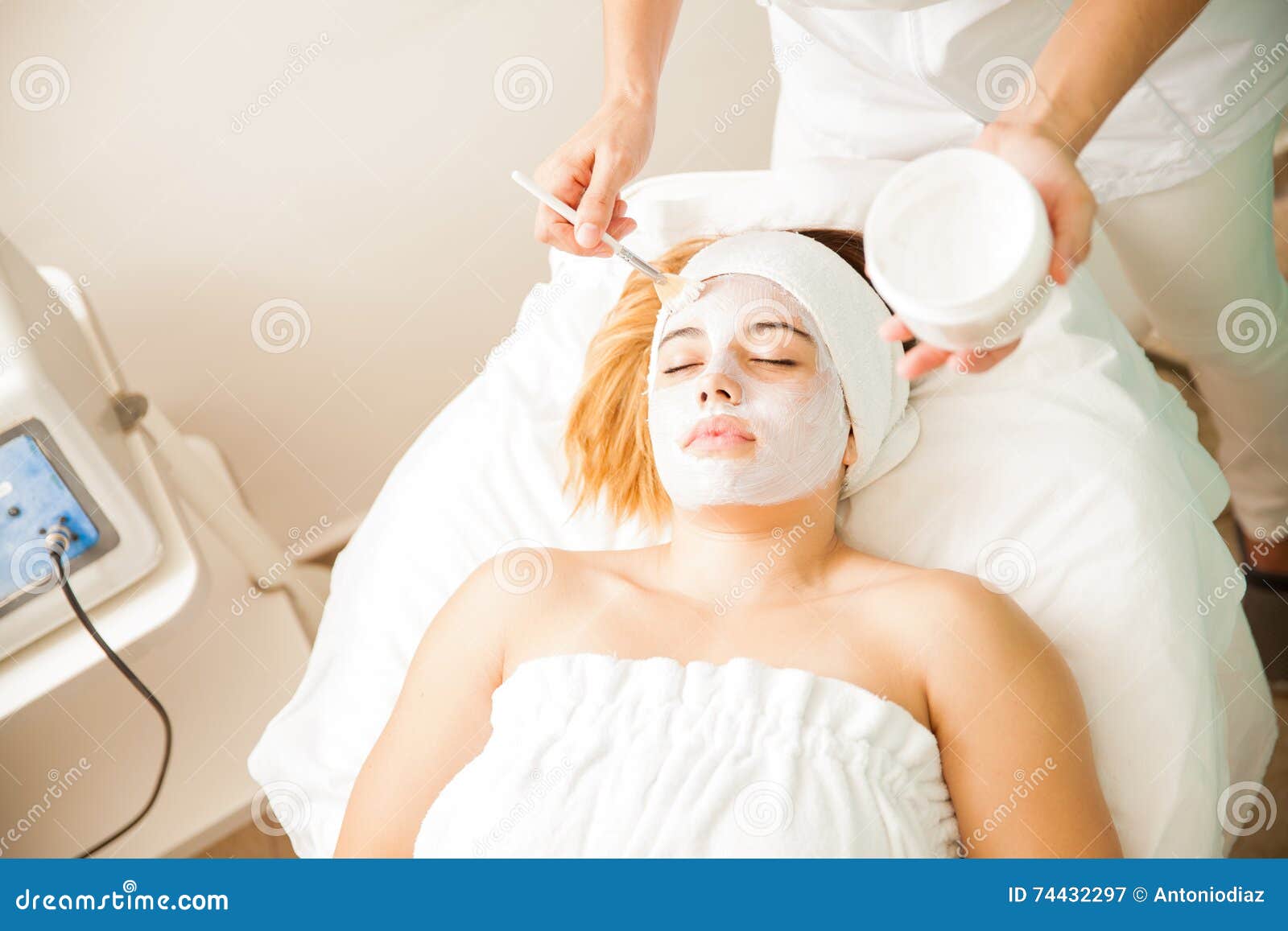 Therapist Doing Facial Treatment To Woman Stock Image Image Of Face Adult 74432297