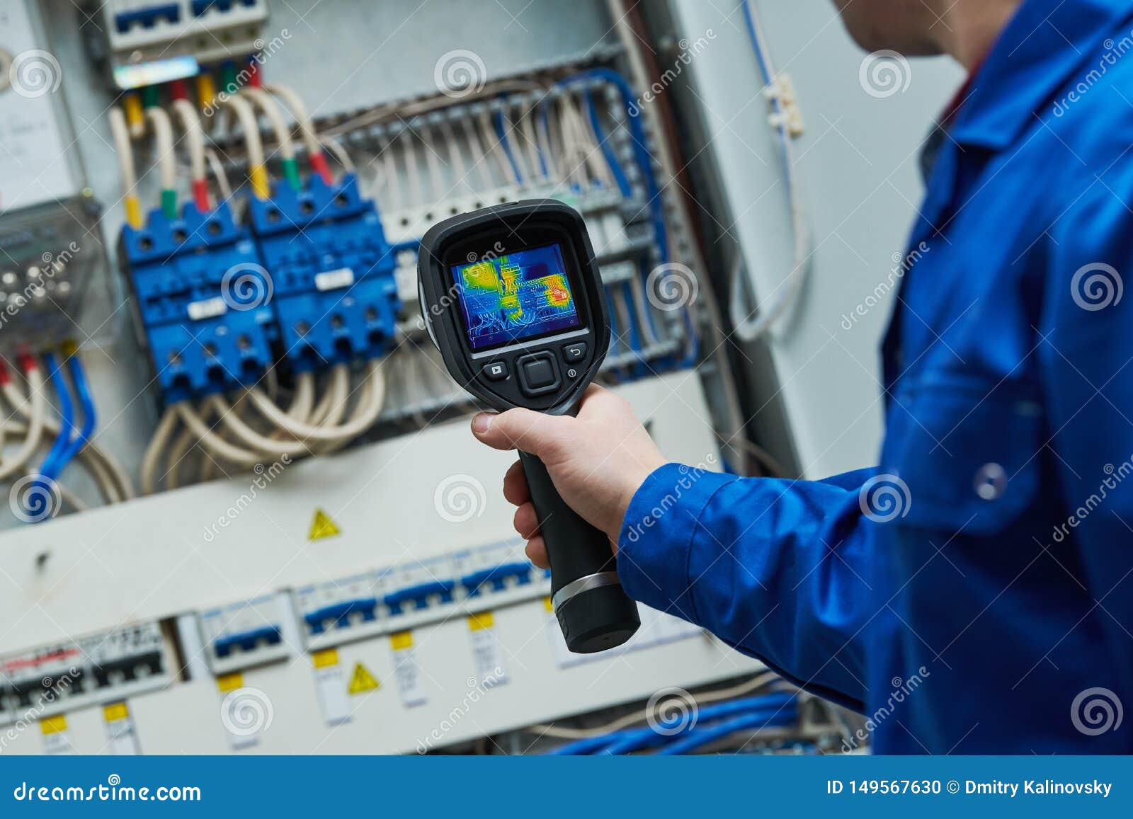 thermal imaging inspection of electrical equipment