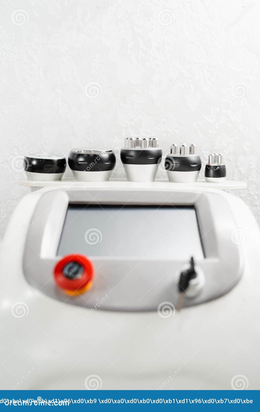 Thermal or Radio Frequency Machine with Heads for Hardware RF Lifting