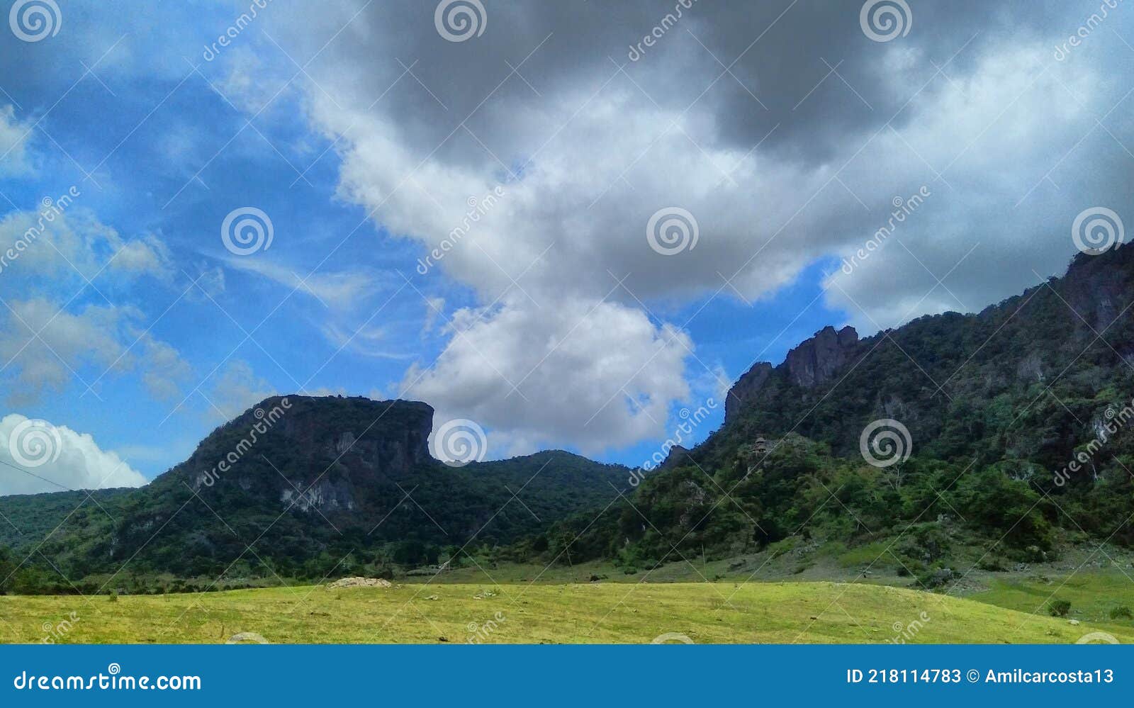 thick clouds in between hills of mundo perdido, timor-leste