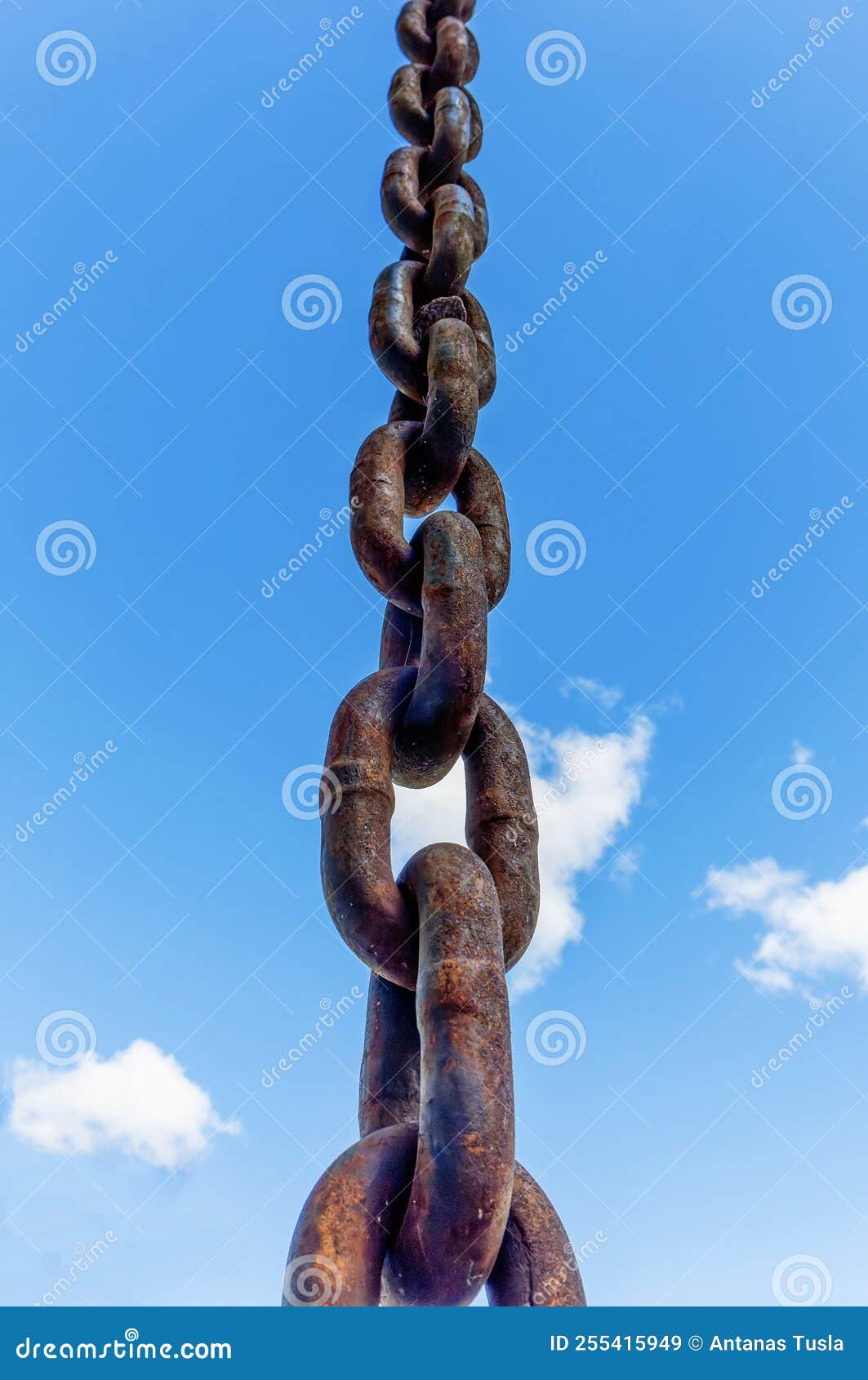 a thick iron chain to divert rainwater from close-up