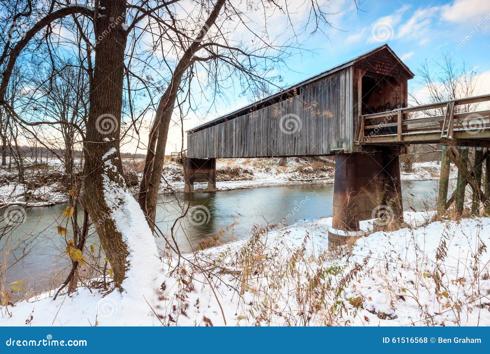 Thompson Mill Covered Bridge Stock Foto Image of landelijk