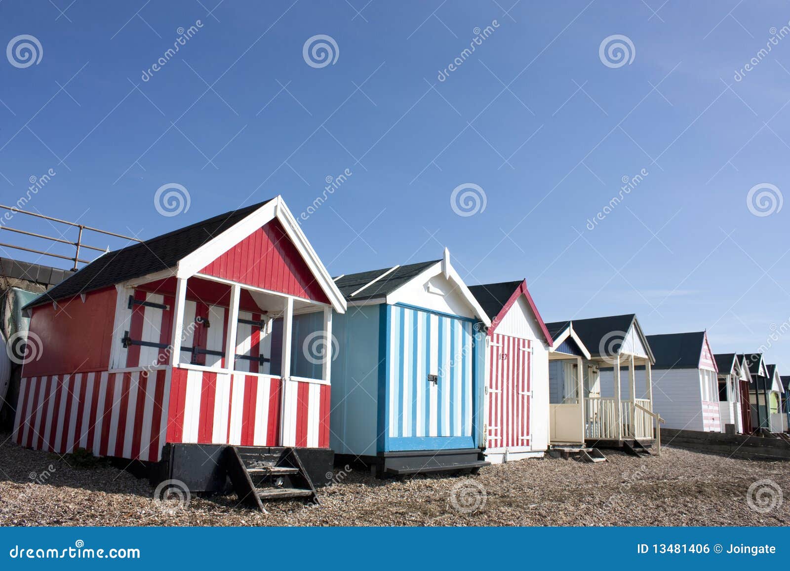 thorpe bay beach huts