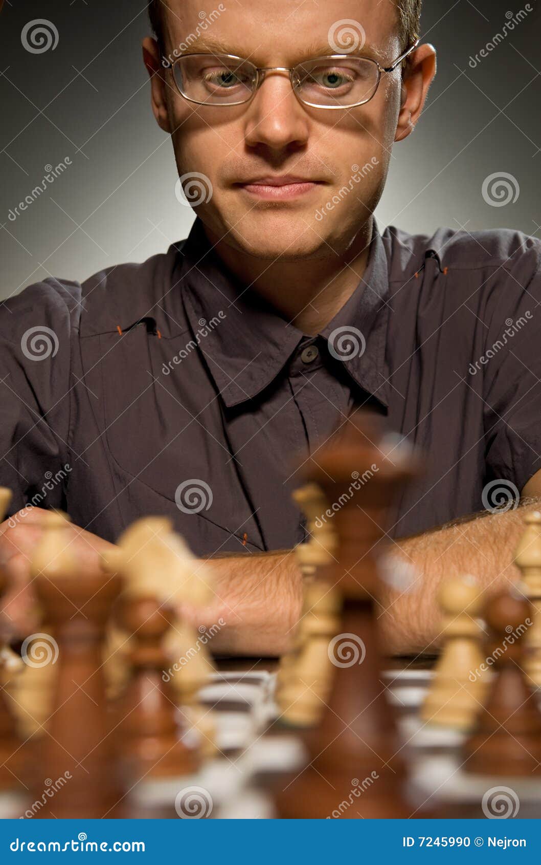 Six master chess players hi-res stock photography and images - Alamy