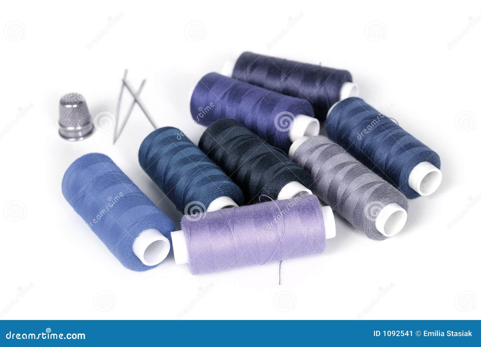 Threads, Thimble and Needles Stock Image Image of sewing, string 1092541