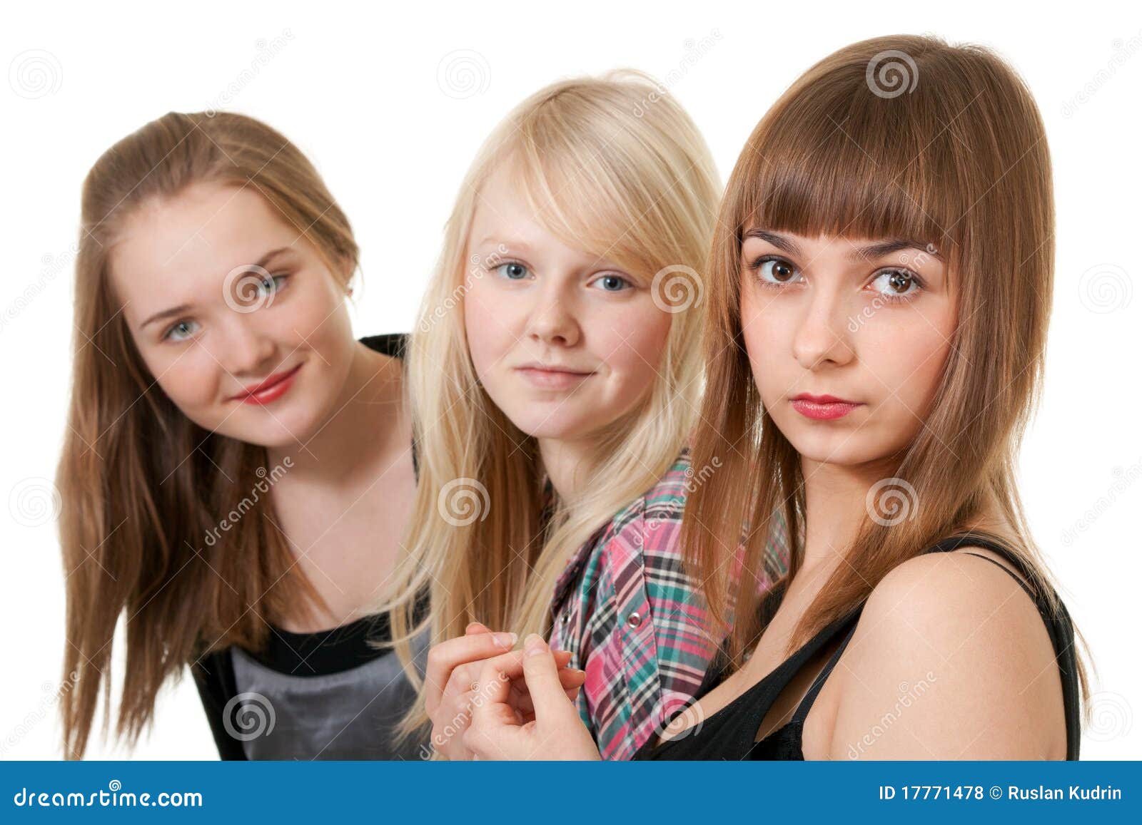 Три белых подростка. 3 Белых подростка. Картинка 3 девочки подростки на белом фоне. 3 Подруги на белом фоне фото