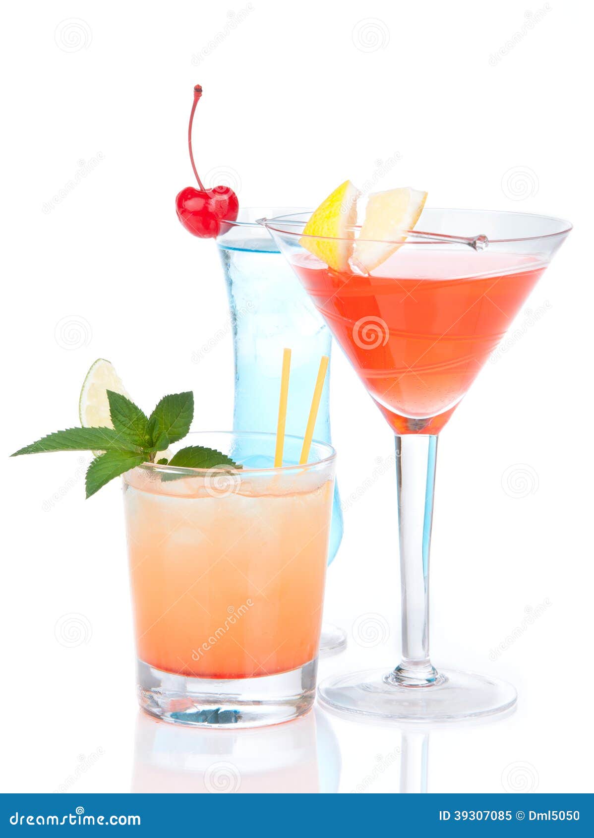 Download 1 562 Yellow Red Alcohol Margarita Photos Free Royalty Free Stock Photos From Dreamstime Yellowimages Mockups
