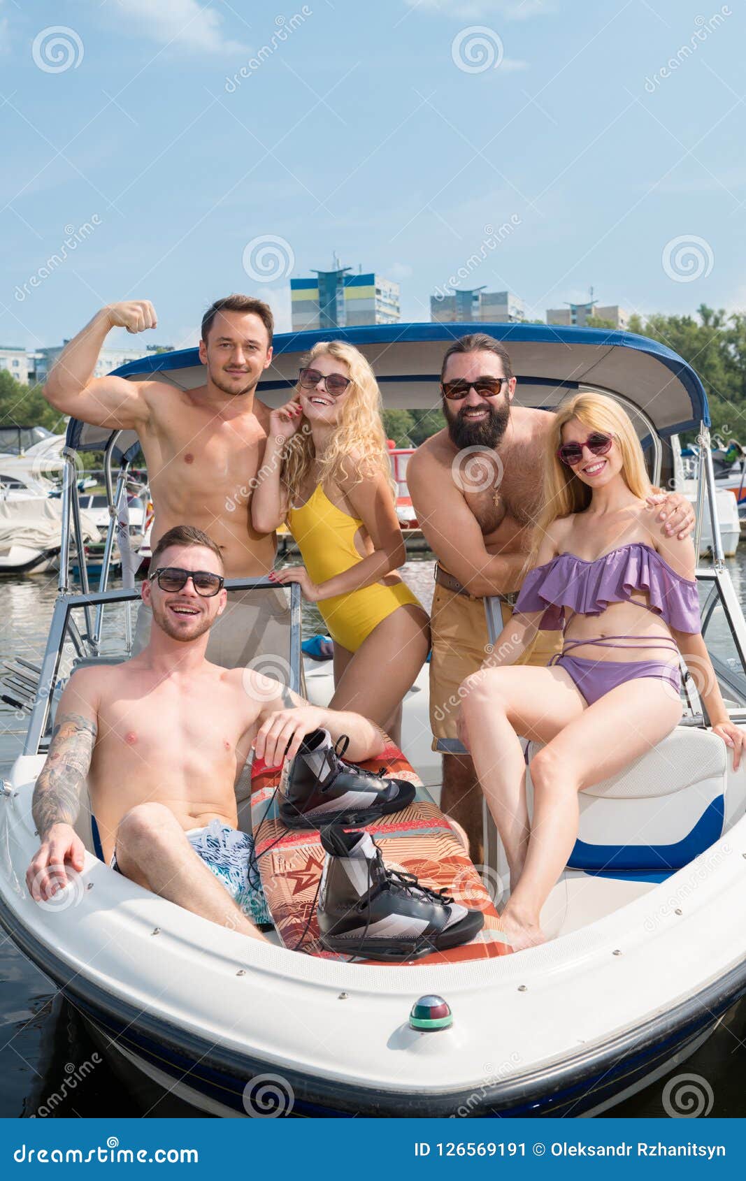 guy with girl on boat linksys hookup