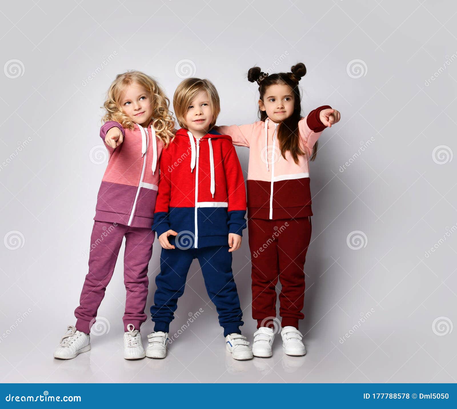 Kids Girls Full Sleeves Night Suits, Size : 4-14, Feature : Comfortable,  Easily Washable at Rs 240 / piece in Mumbai