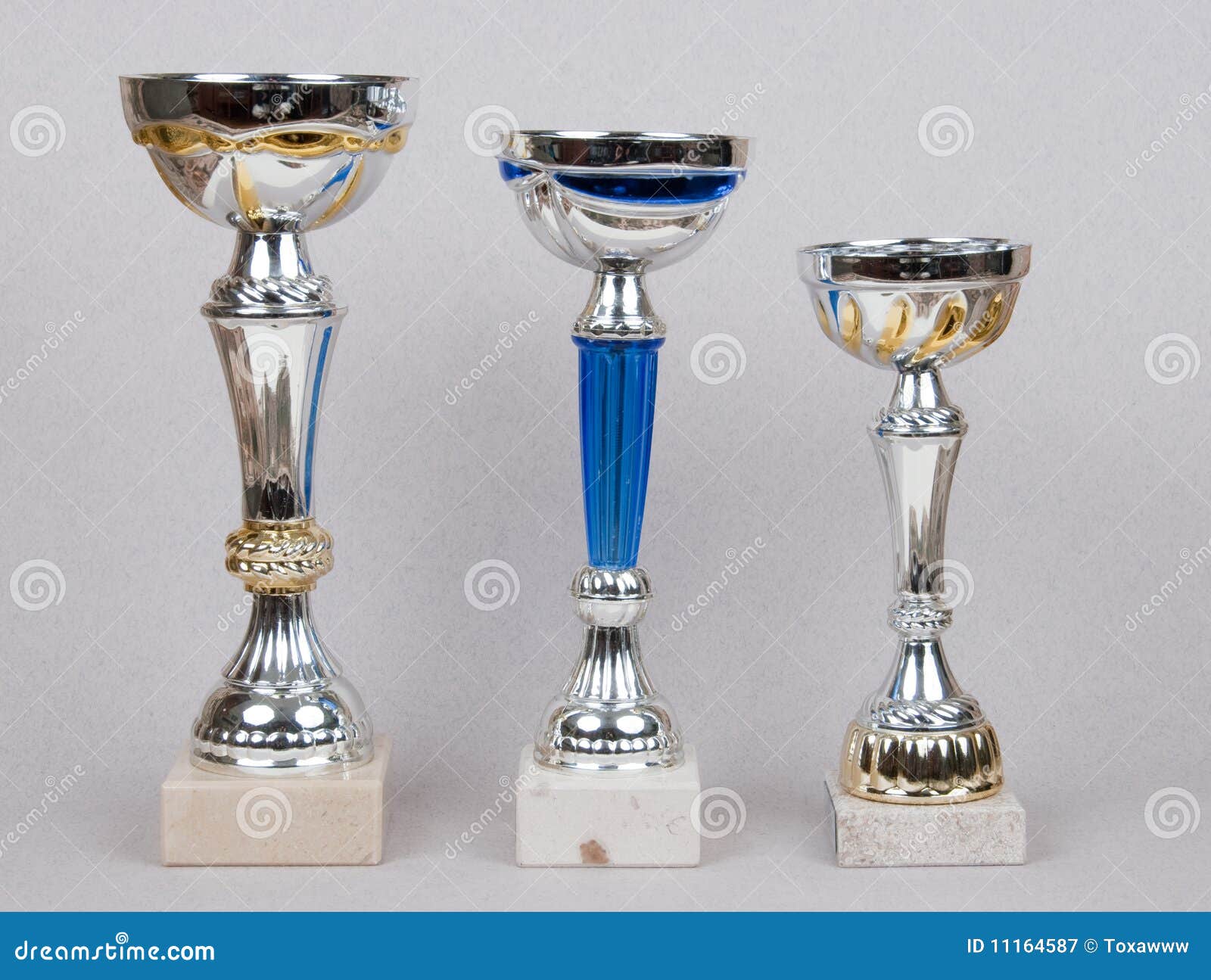 three prize cup