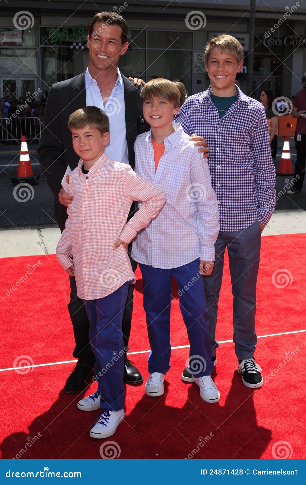 Zen Gesner Stock Photos - Free \u0026 Royalty-Free Stock Photos from Dreamstime, image size:1067x1690