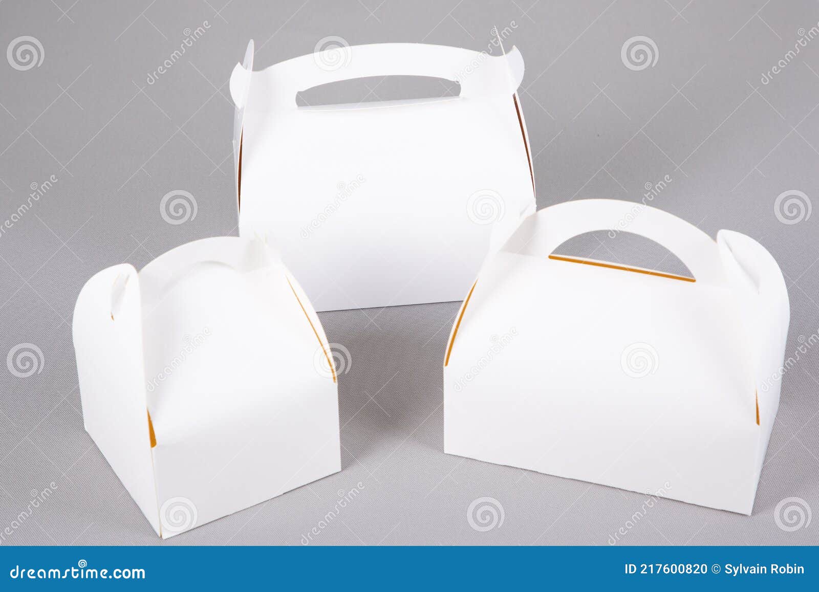 Download Box Cupcake Mockup Photos Free Royalty Free Stock Photos From Dreamstime
