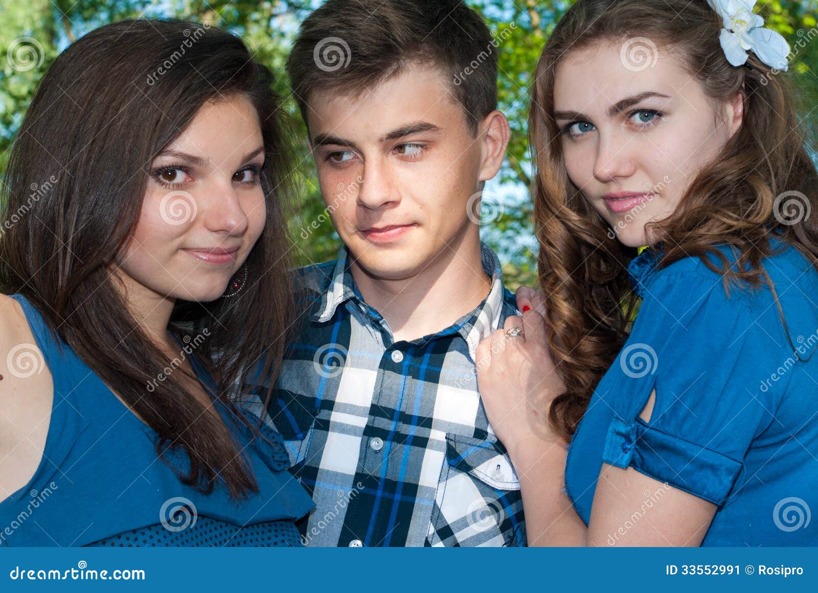 Young Teen Threesome