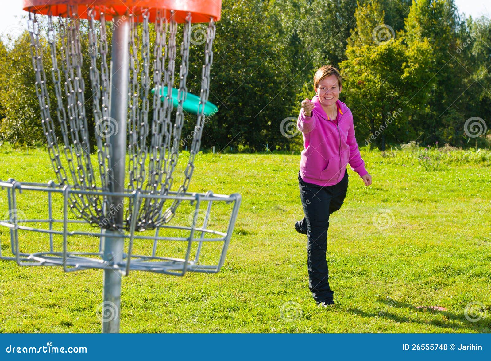 Throwing a disc stock photo. Image of achievement, leisure 26555740