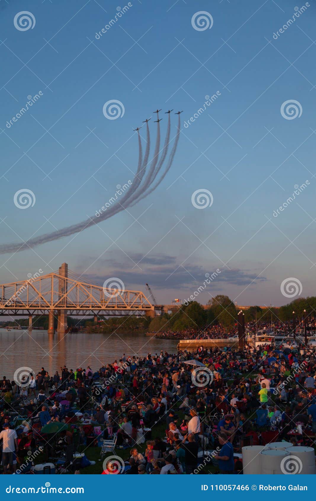 Thunder Over Louisville editorial photo. Image of skill 110057466
