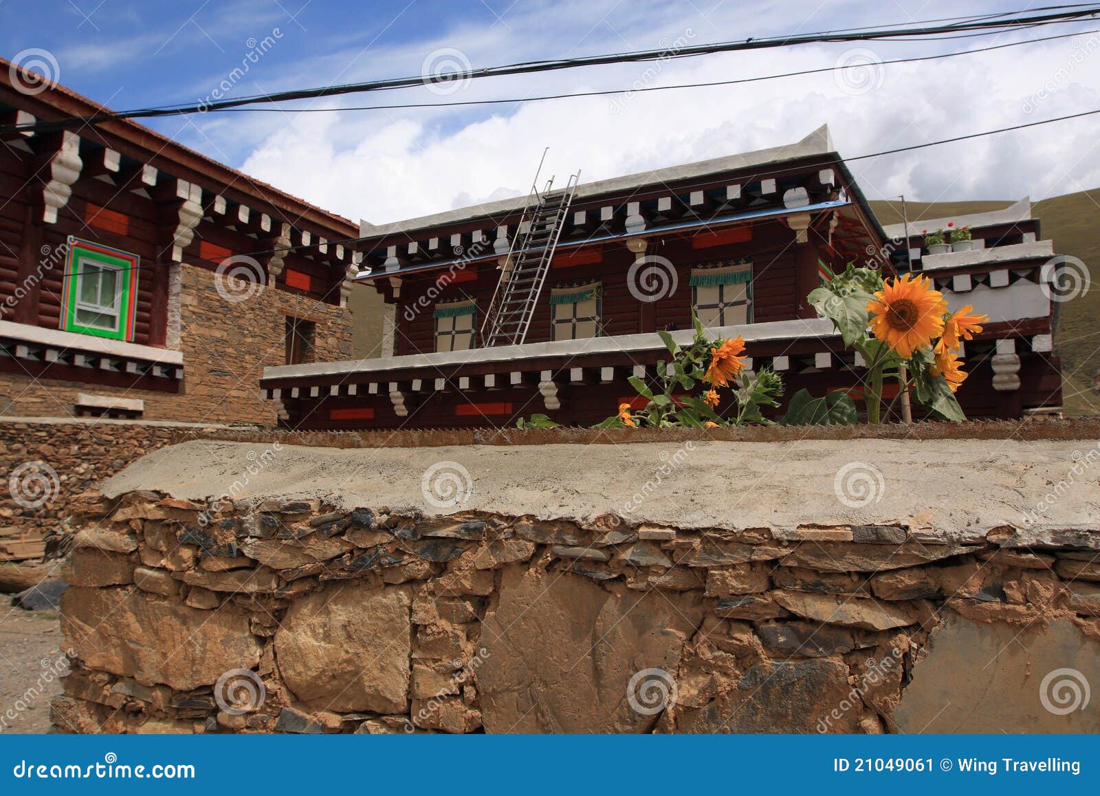 Tibetan house stock image. Image of shichuan, tibet, garden 21049061