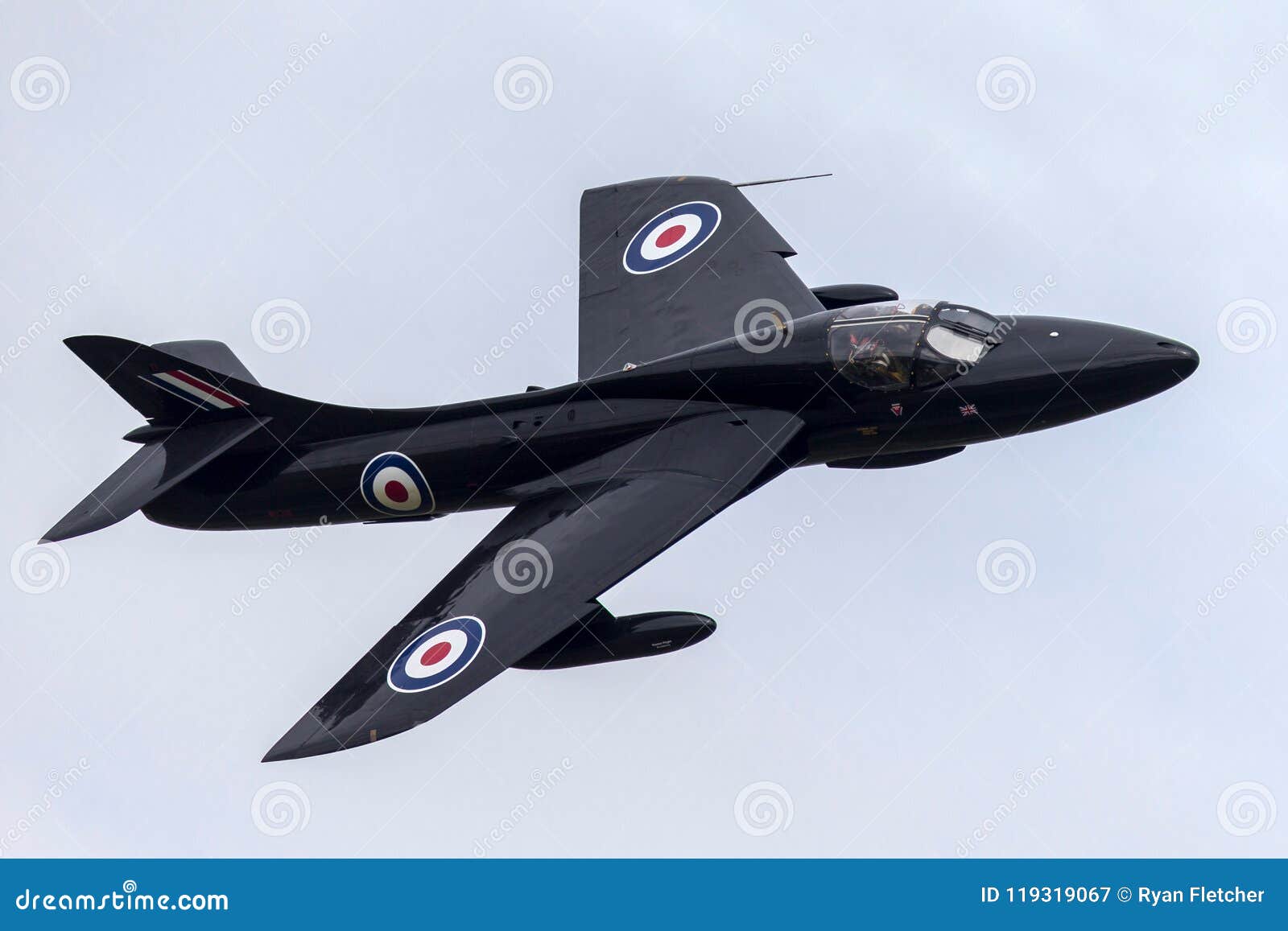RAF Waddington Lincolnshire, UK - Juli 6, 2014: Tidigare Royal Air Force RAF Hawker Hunter T 7A G-FFOX fungerings av Hunter Flight Academy