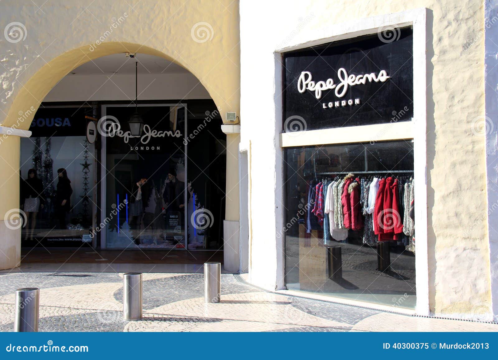 Tienda de Pepe imagen editorial. Imagen de departamento -